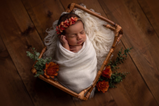 Nouveau-né_fleurs_orange