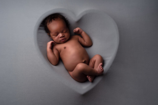 Nouveau-né_Gaillac_photo_coeur