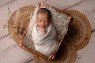 Nouveau-né_fronton_nature